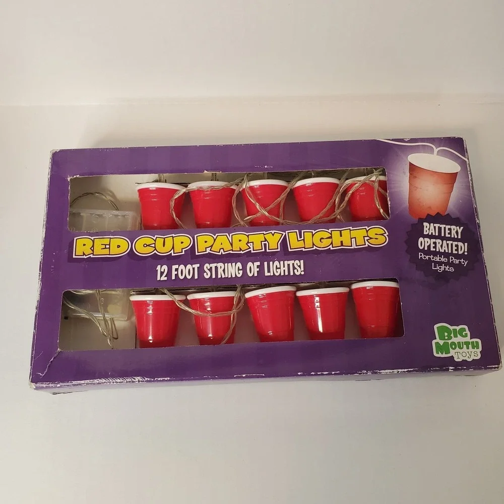 Red Party Cup Battery Operated Indoor Outdoor String Lights 12 Cups 12 Ft. - NEW